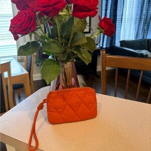 NWOT Vera Bradley Zip Wristlet Burnt Orange in Featherweight